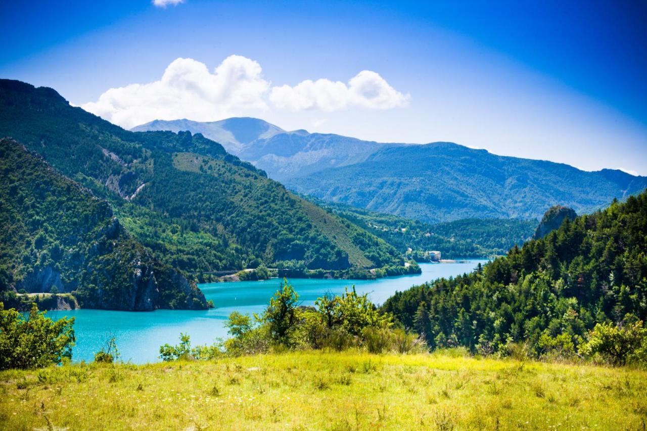 Gite De La Baume , Aux Delices Du Verdon กาสเตลลาน ภายนอก รูปภาพ